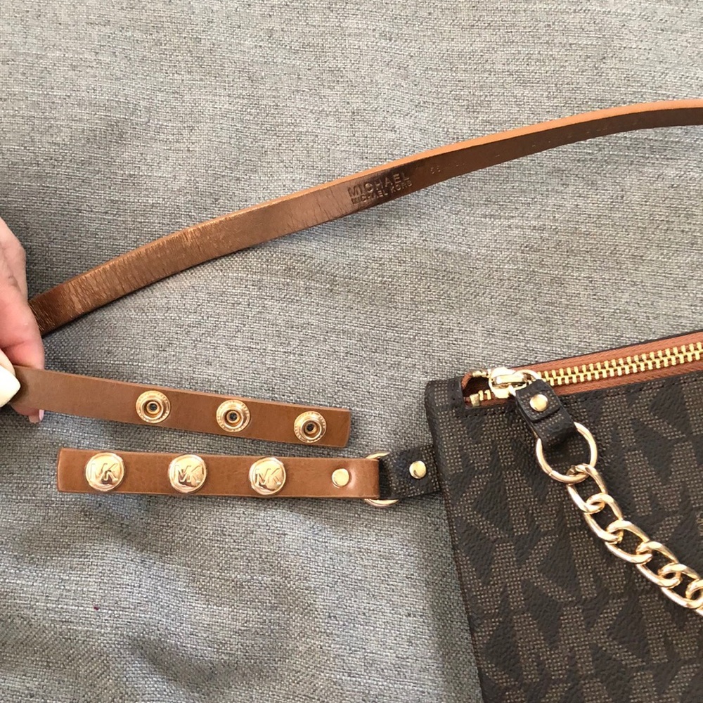 Michael Kors Fanny pack- NEW - Picture 3 of 5